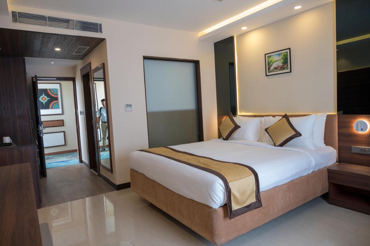 فندق Golden Retreat Baharampur المظهر الخارجي الصورة